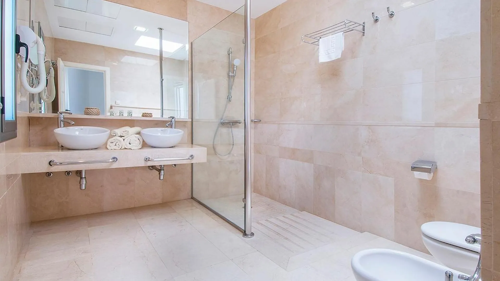 Tauro Villas Deluxe La Playa de Tauro
