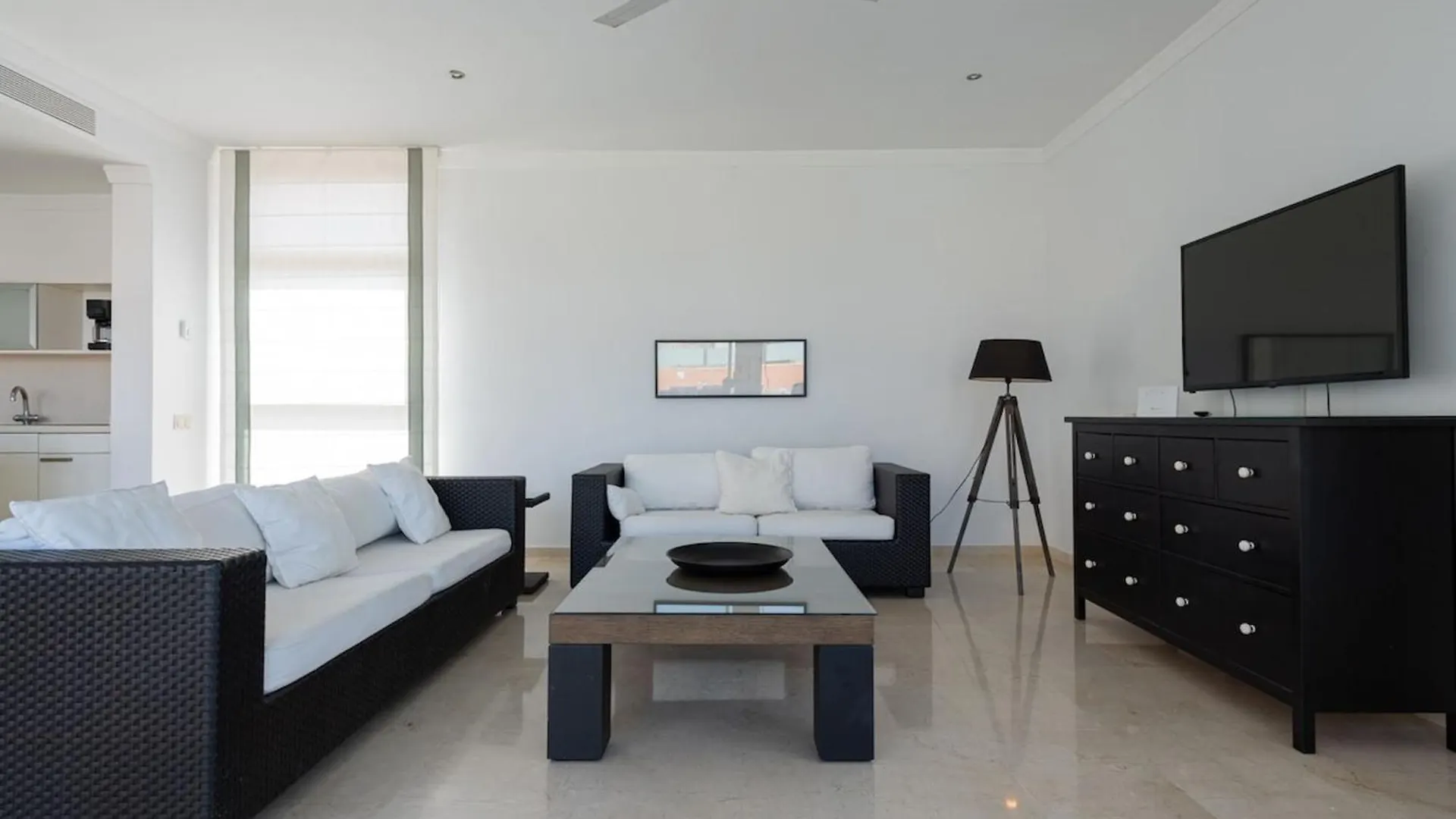 Tauro Villas Deluxe La Playa de Tauro