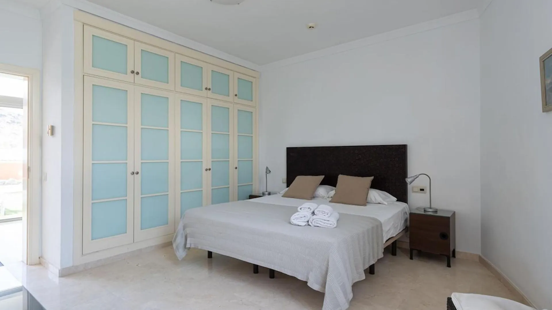 Tauro Villas Deluxe La Playa de Tauro